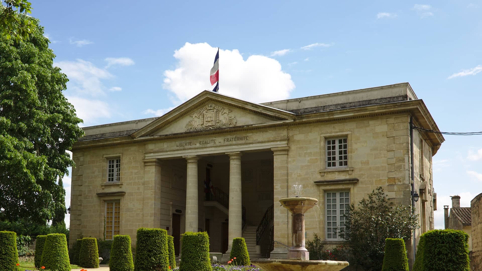 Couvreur à Castillon-la-Bataille, Gironde (33)